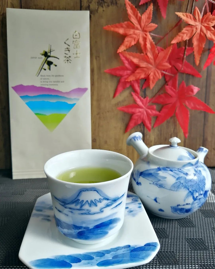 白富士くき茶 – かねはち茶園